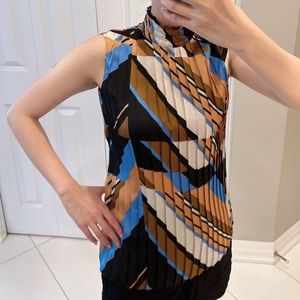 ✨MASSIMO DUTTI✨ Sleeveless Blouse - US 2